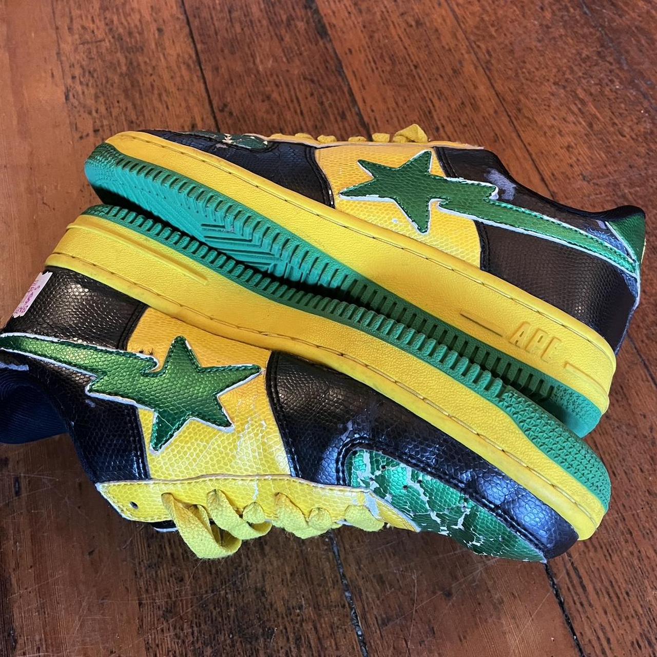 Jamaica FS-001 Bapestas Size 6M / 8W (US) cracked... - Depop