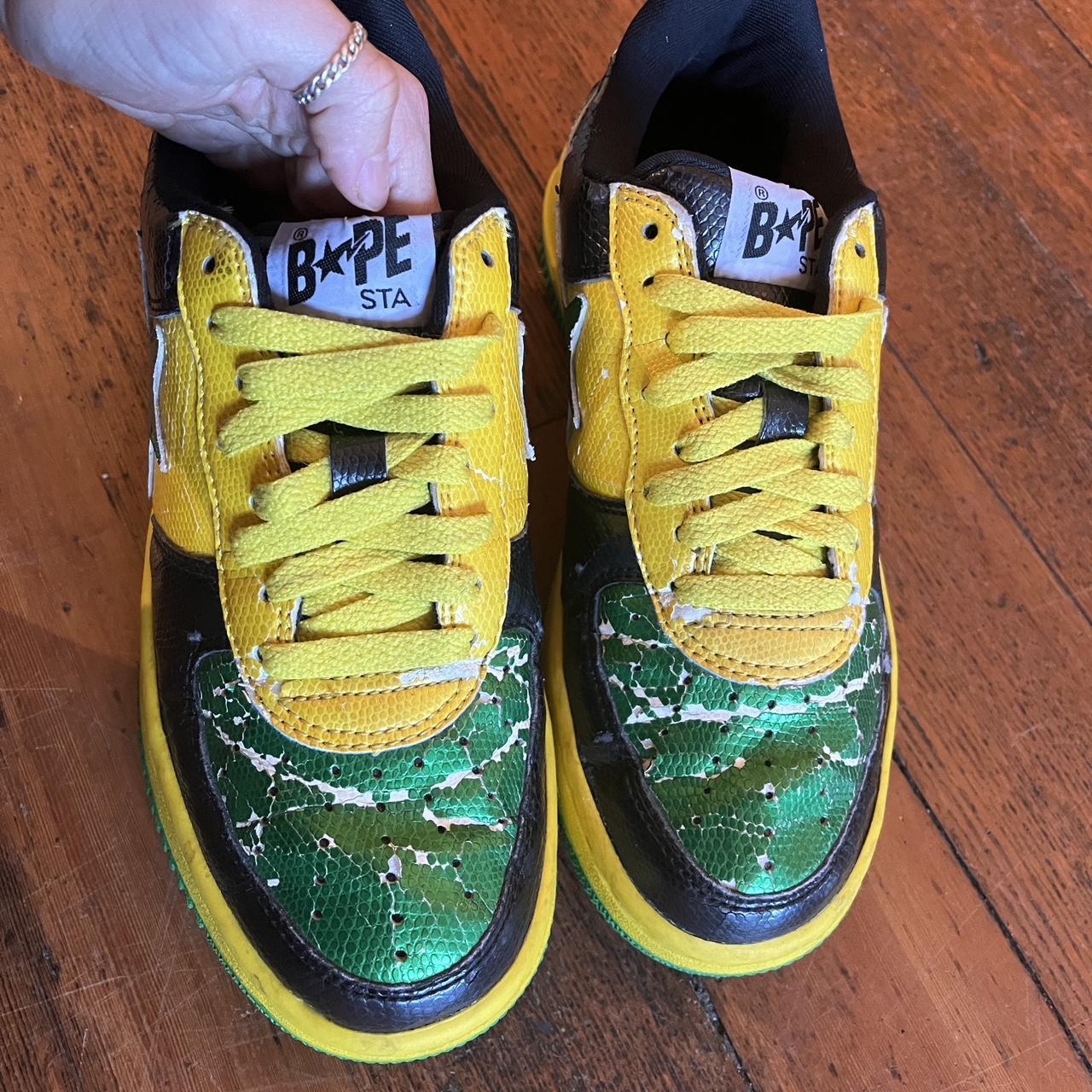 Jamaica FS-001 Bapestas Size 6M / 8W (US) cracked... - Depop