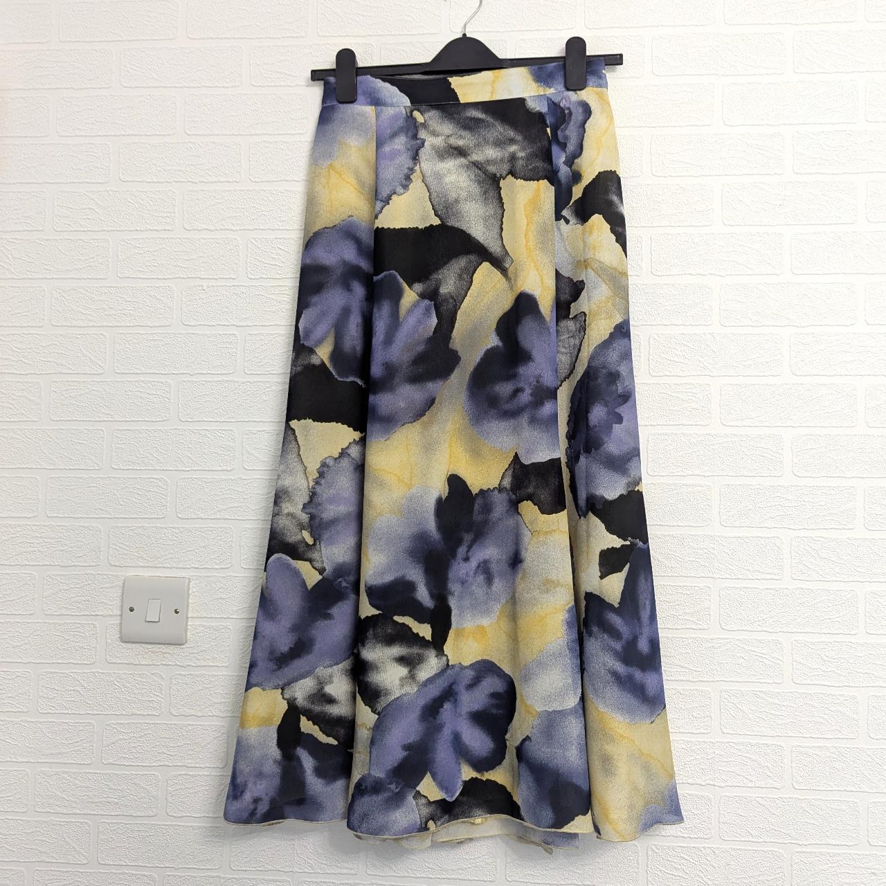 item listed by pensprelovedvintage