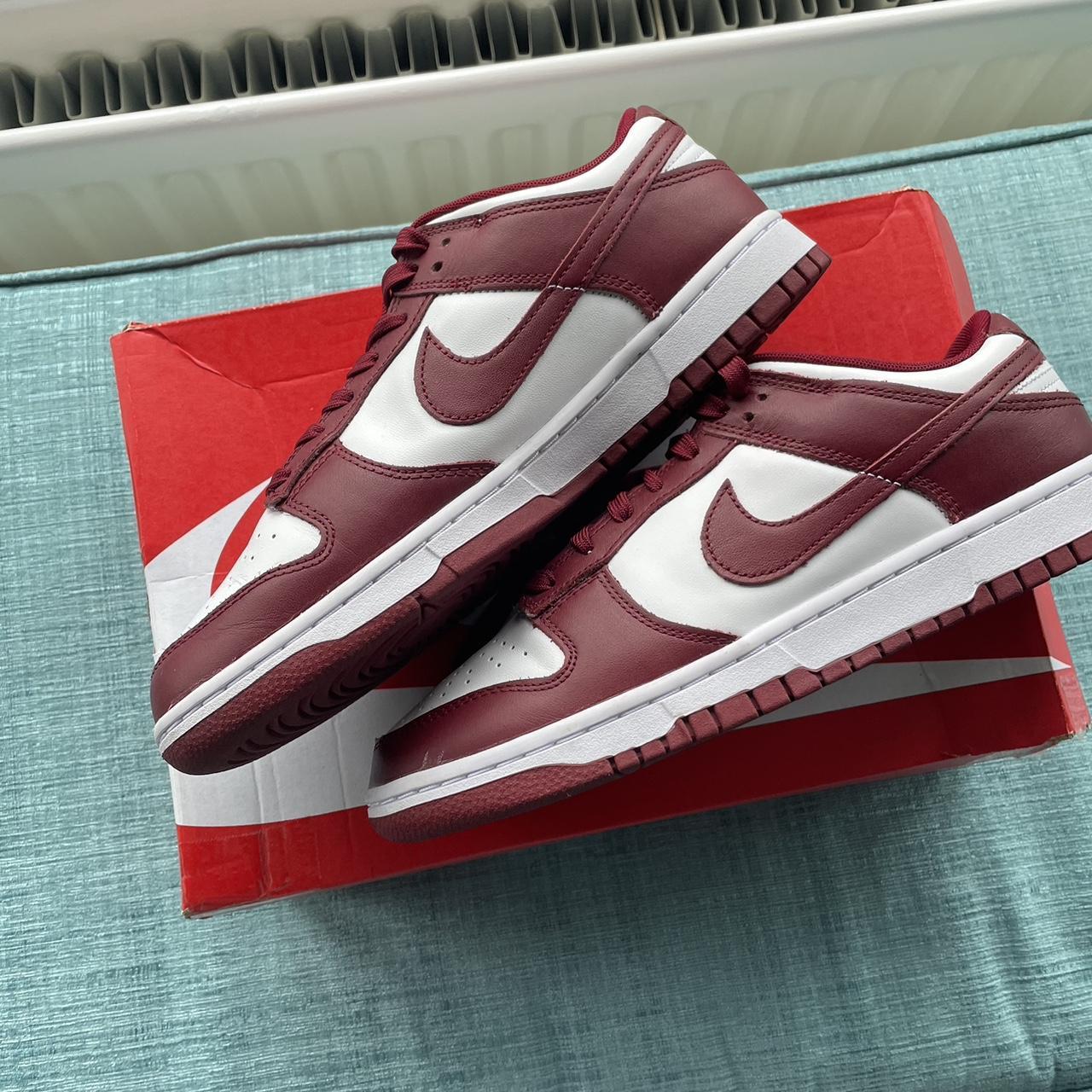 worn nike dunks