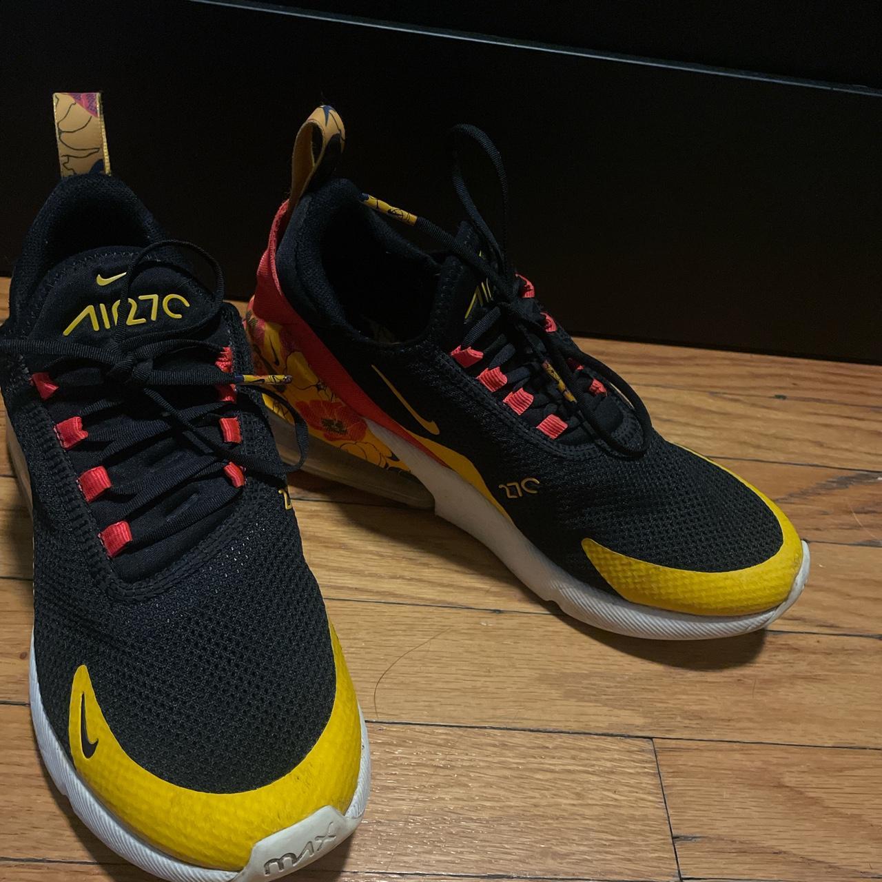 Air max outlet 270 yellow flower