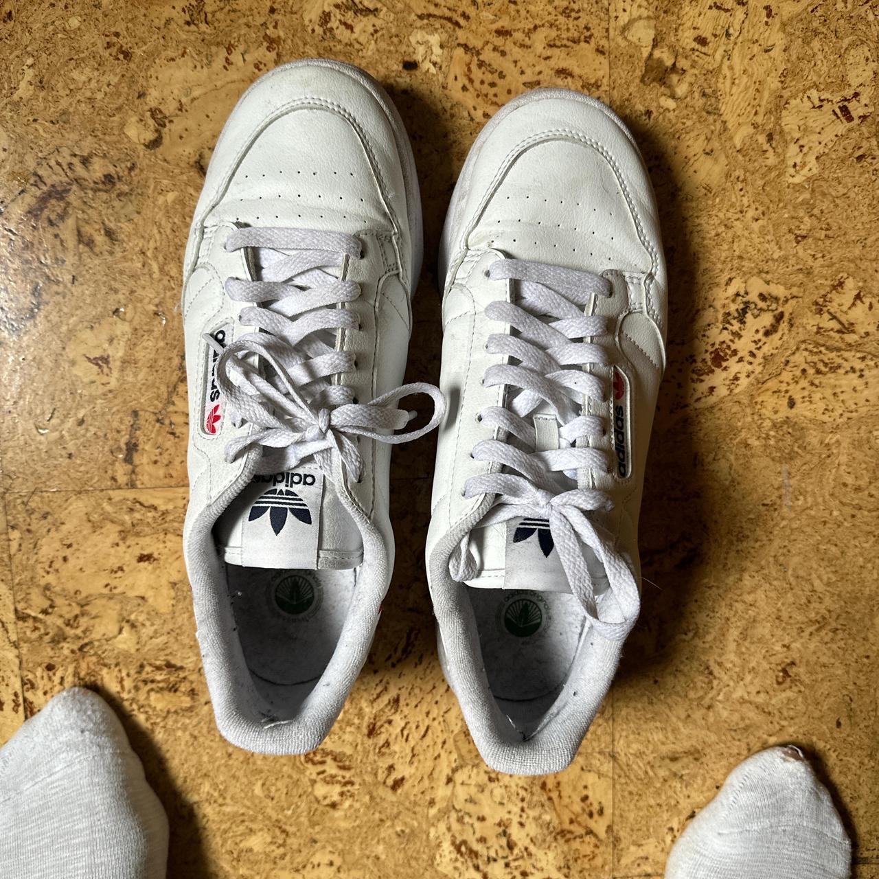 White adidas trainers size 9 hotsell