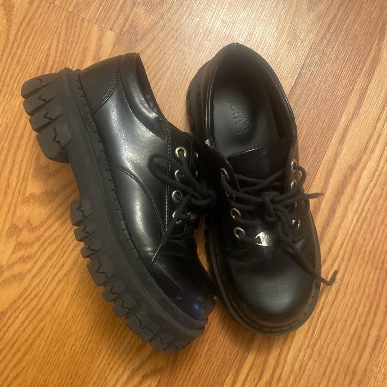 READ BIO Dollskill Delia’s black platform oxfords... - Depop