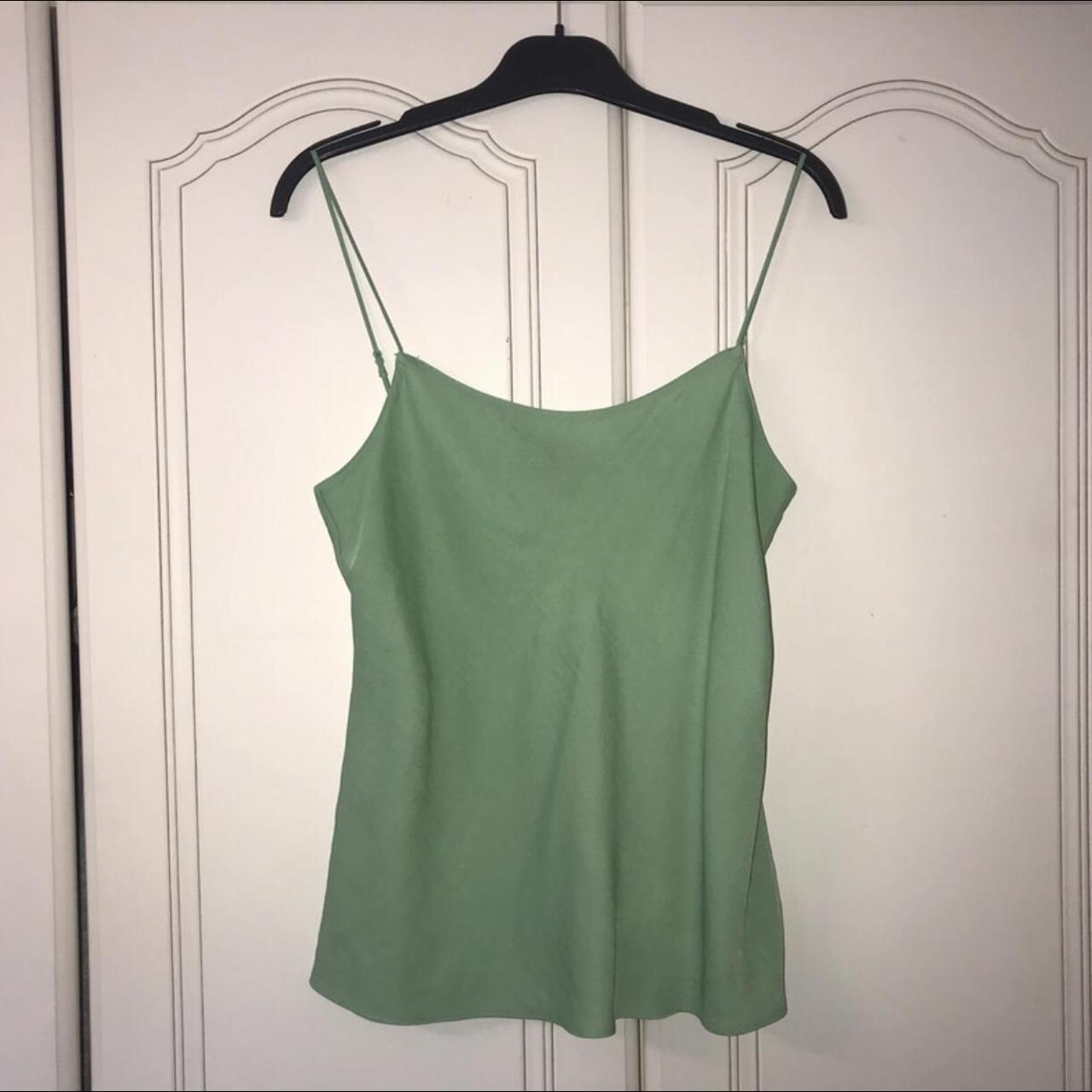 Banana Republic Women's Vest | Depop