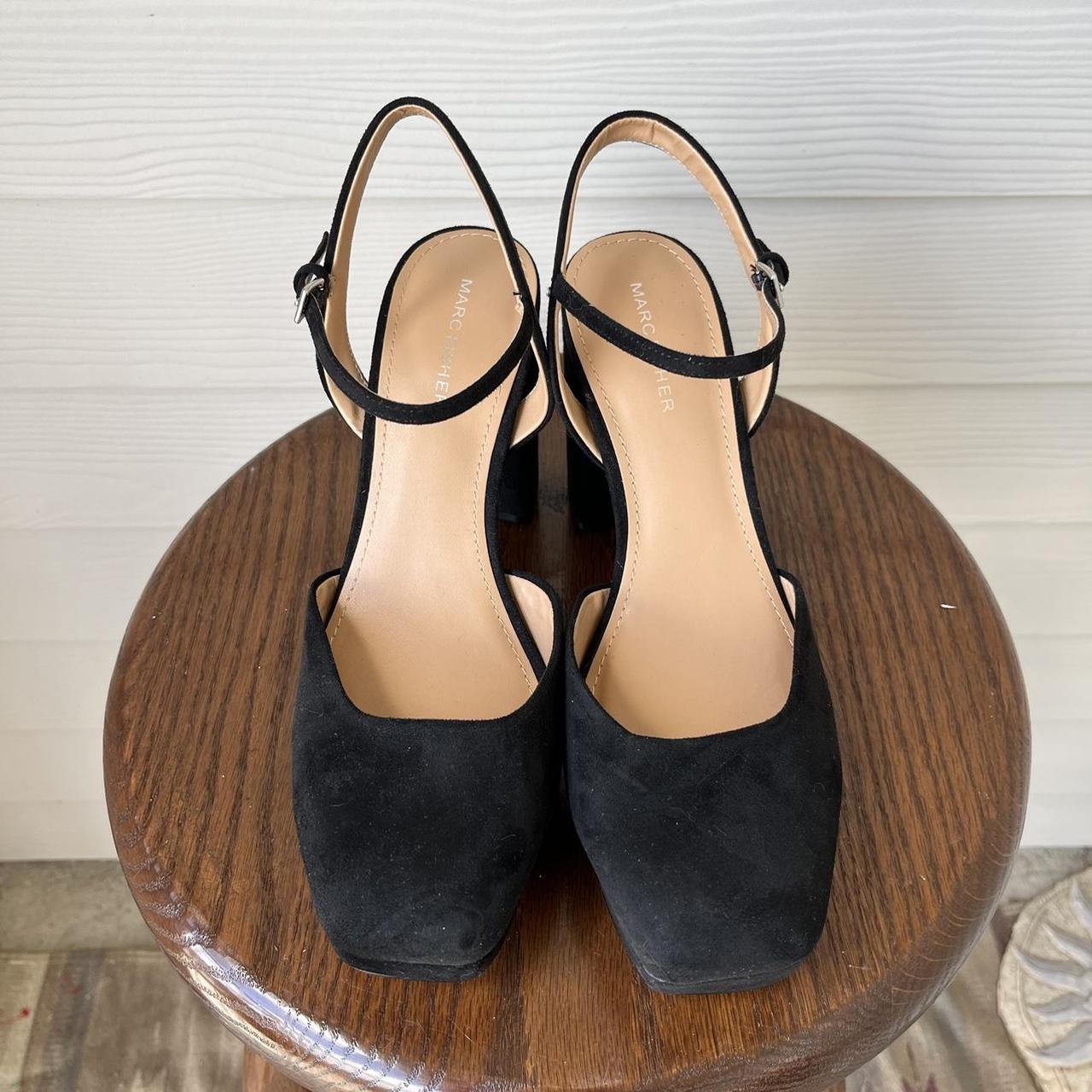 Marc Fisher Women's Black Courts | Depop