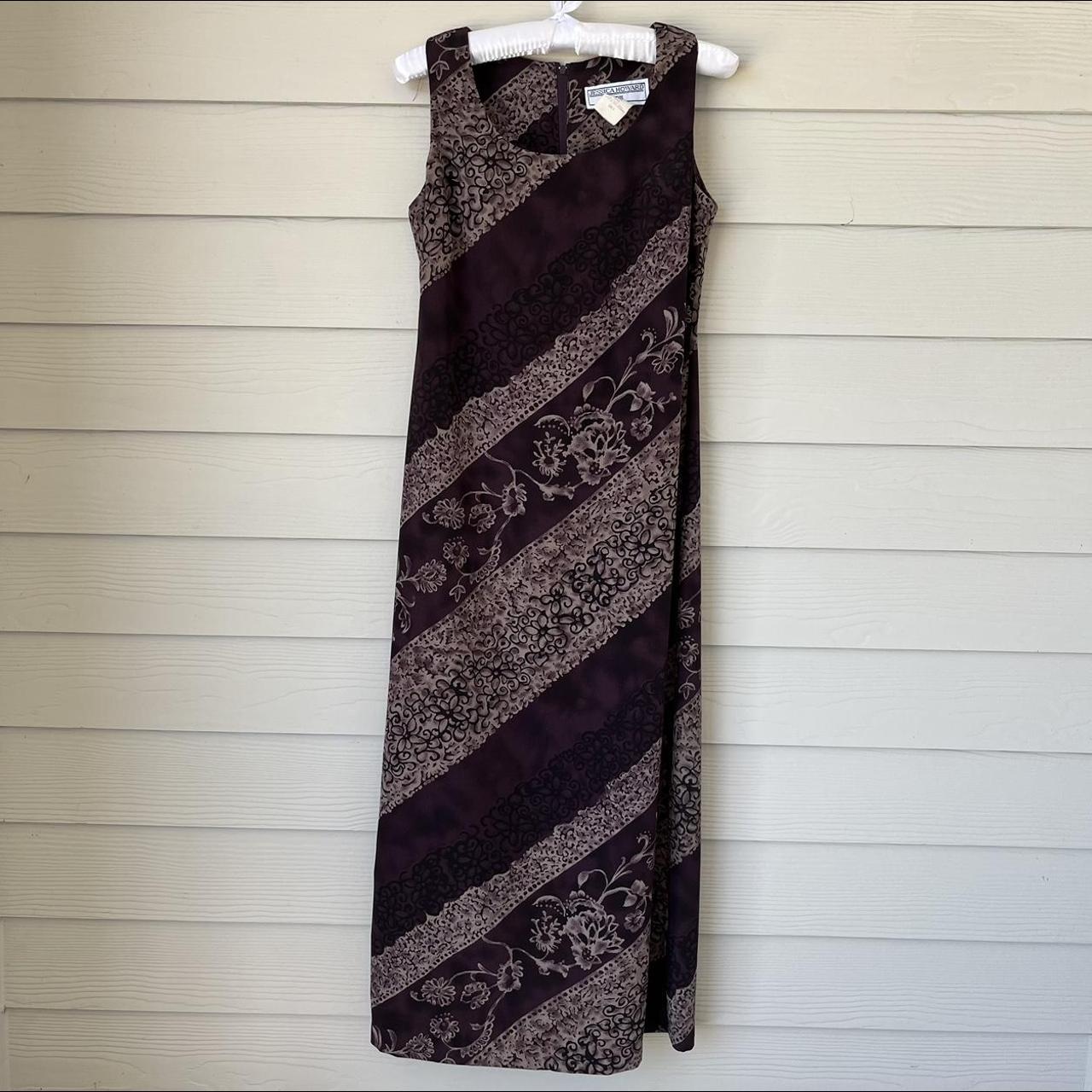 Jessica Howard Petite Maxi Dress In great... - Depop