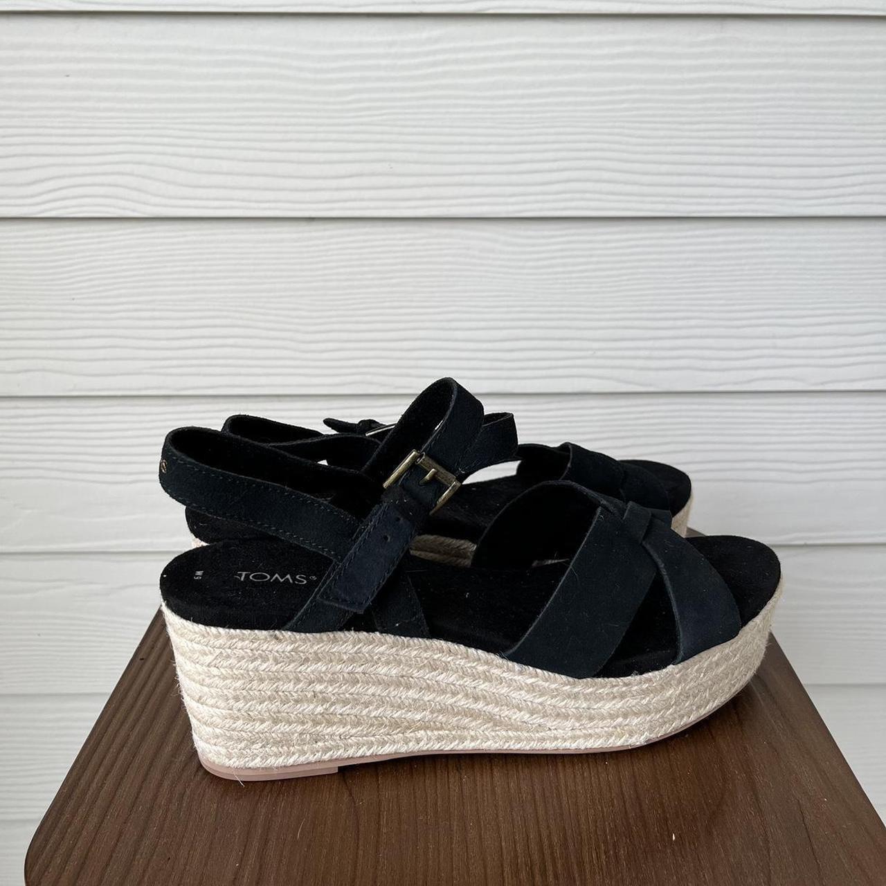 Toms deals black heels