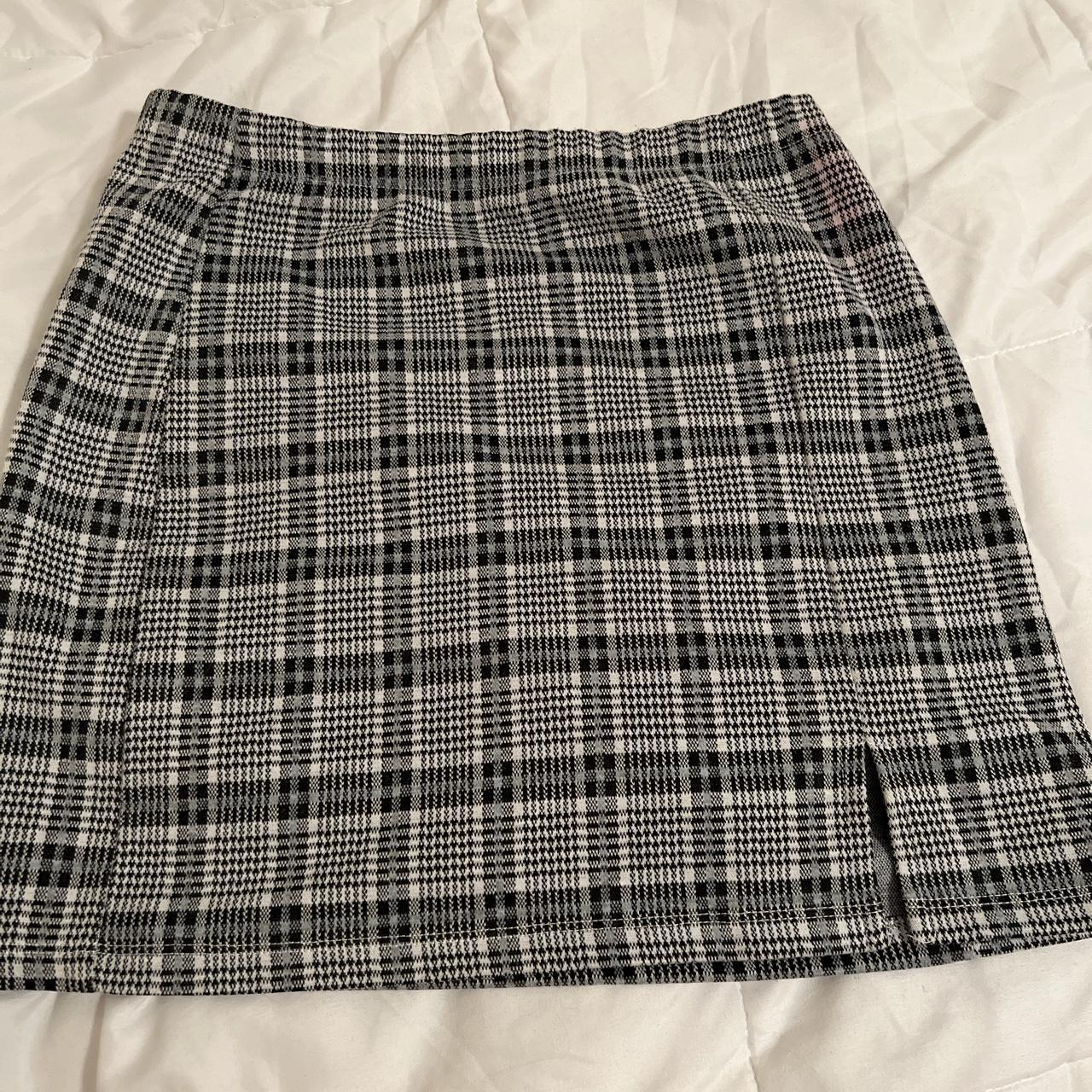 Bodycon plaid skirt w slit stretchy - Depop