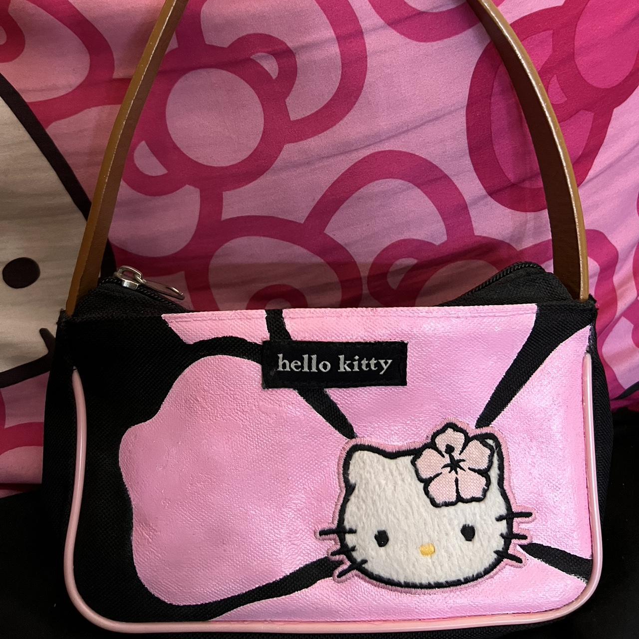 Hello kitty hibiscus purse bought it like this - Depop