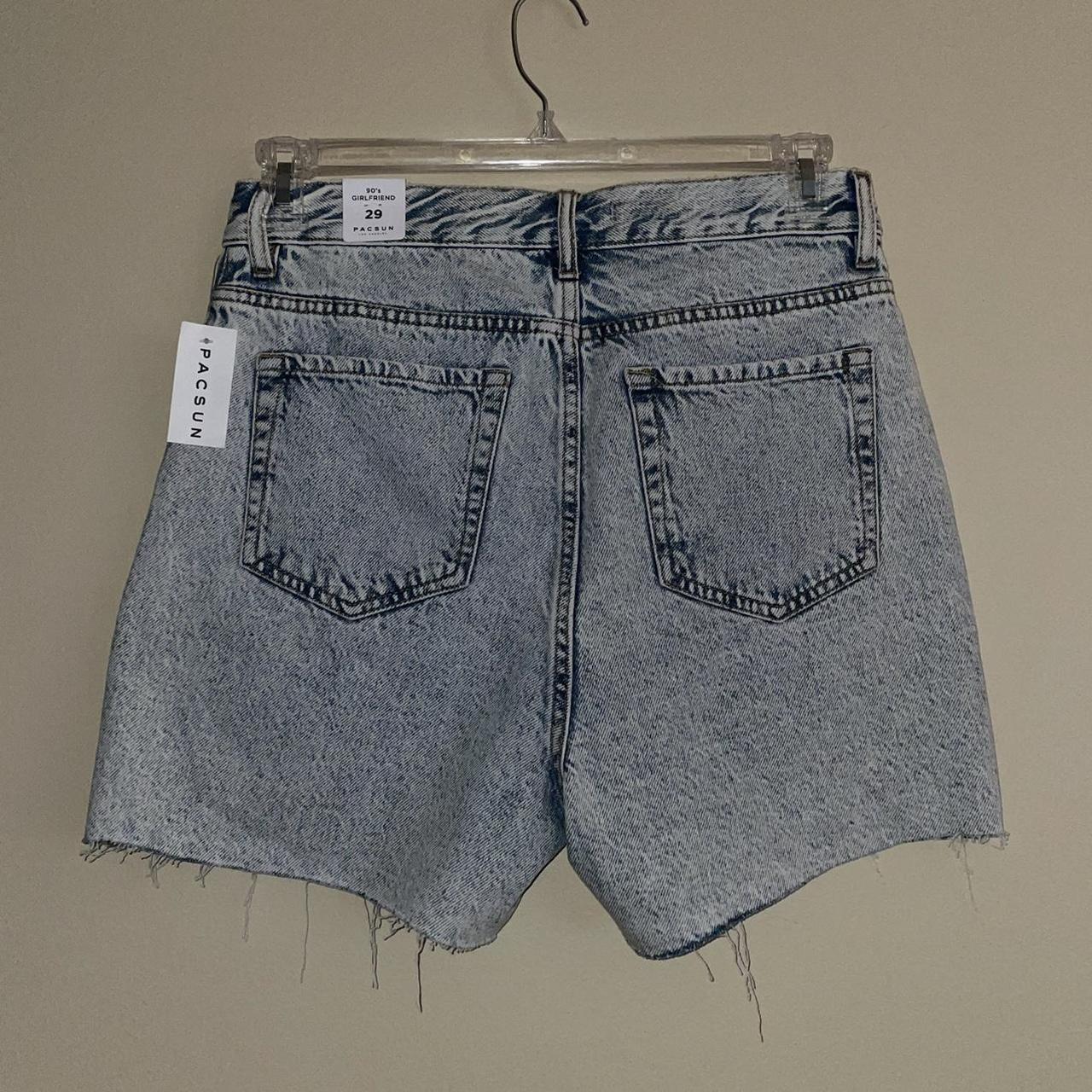 PacSun Women's Blue and White Shorts (2)