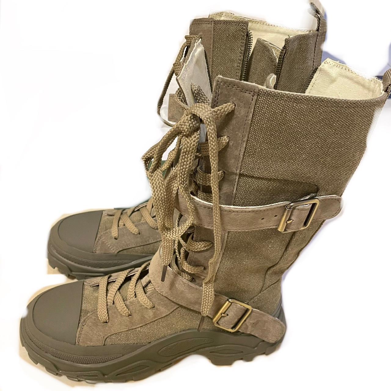 Tactical canvas boots in khaki/army green!! Super... Depop