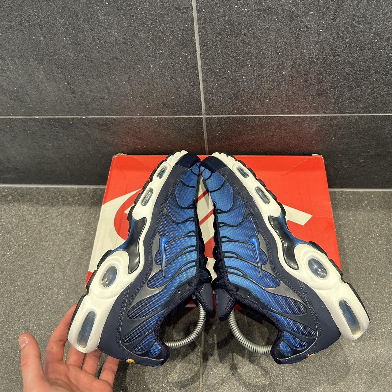 nike tn plus 3 obsidian