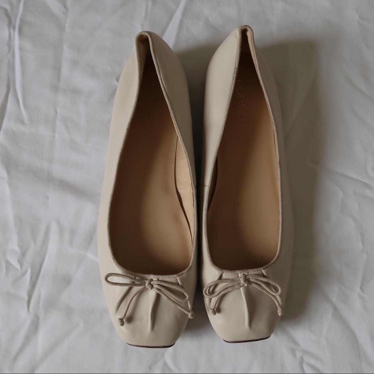 Ballet flat - Wikipedia