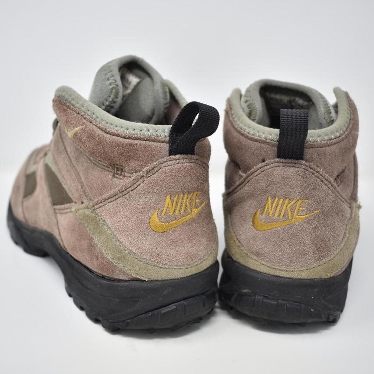 Hotsell 1994 Nike Boots in Brown and Sage Green