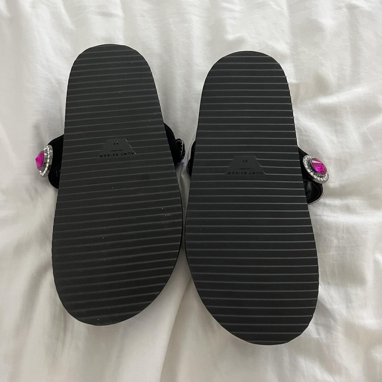 kurt geiger slides black