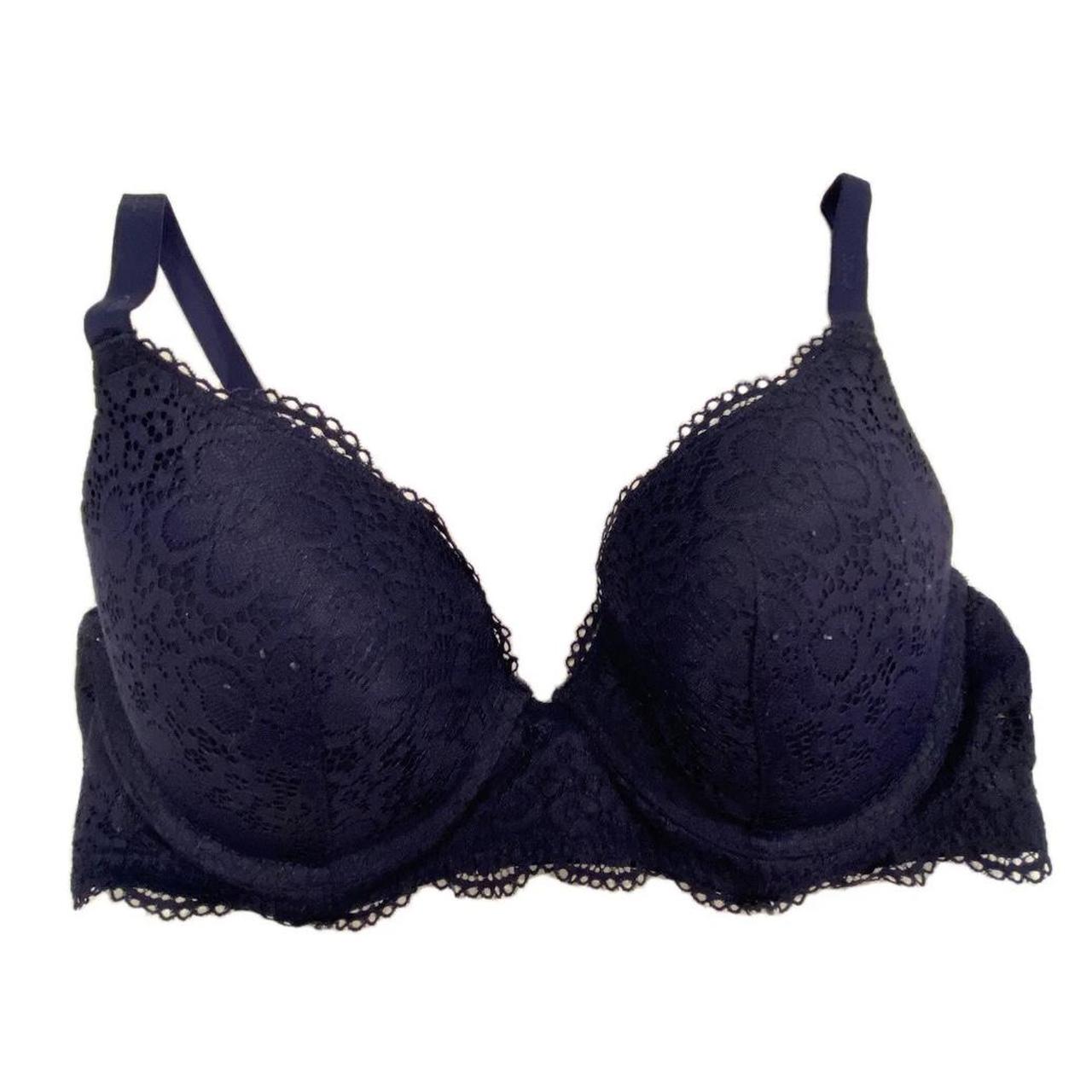 Aerie push up black lace bra with 3 clasps in the - Depop