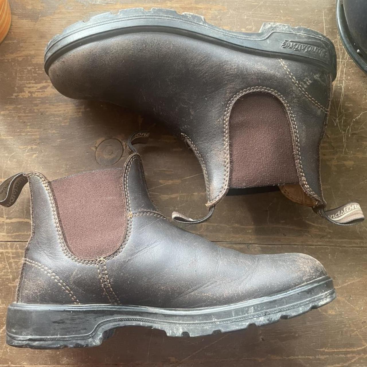 chocolate brown blundstones size 5 I usually wear a