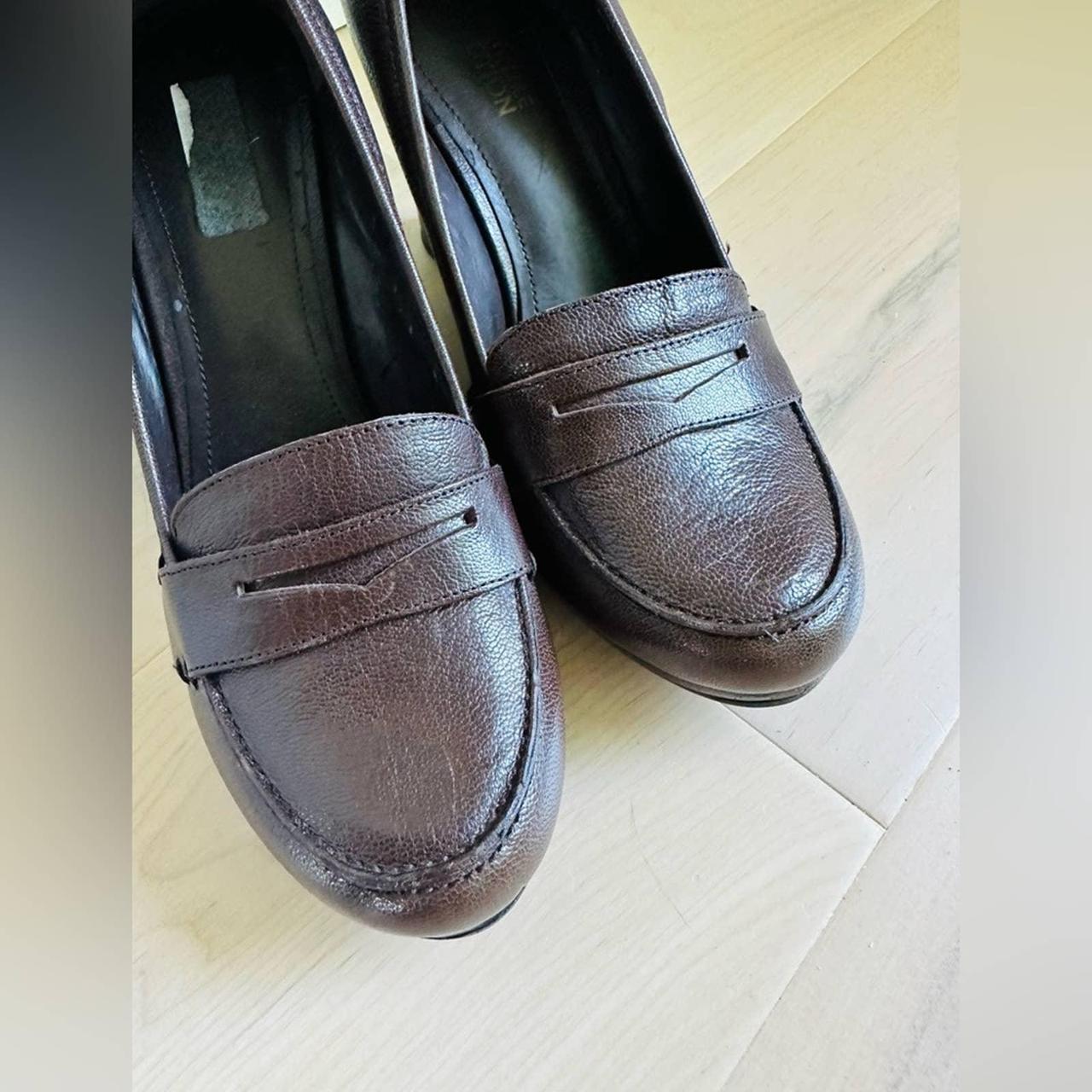 Y2K Kenneth Cole Reaction Brown Leather Loafer... - Depop