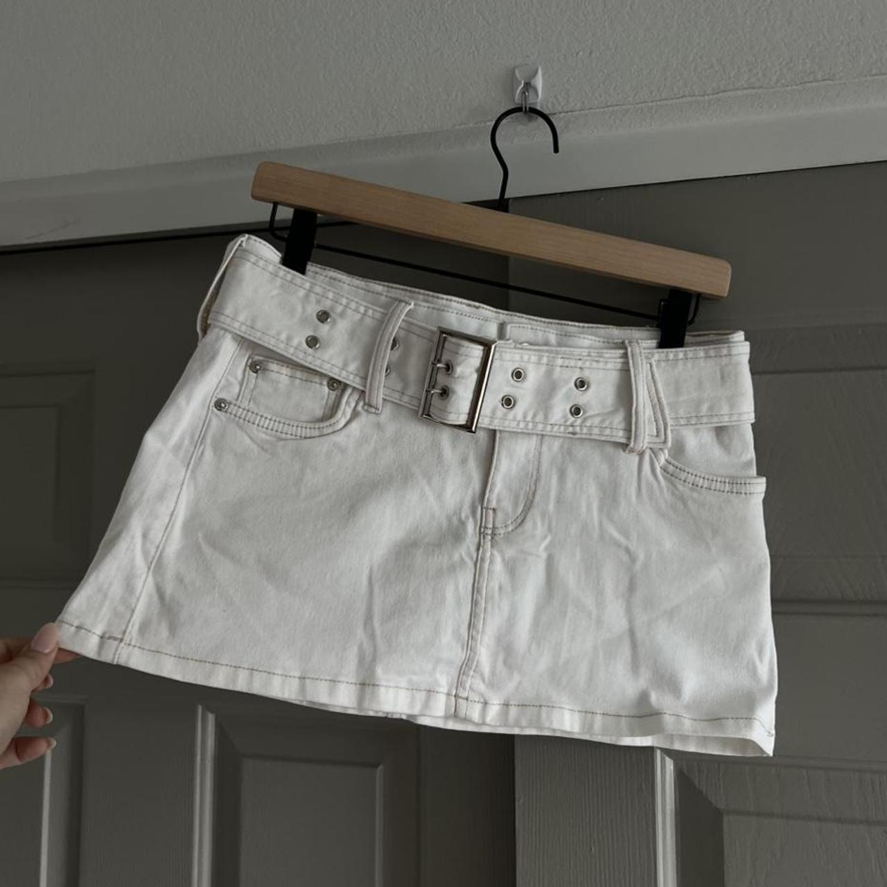 Super cute belted y2k micro mini skirt. I love the...