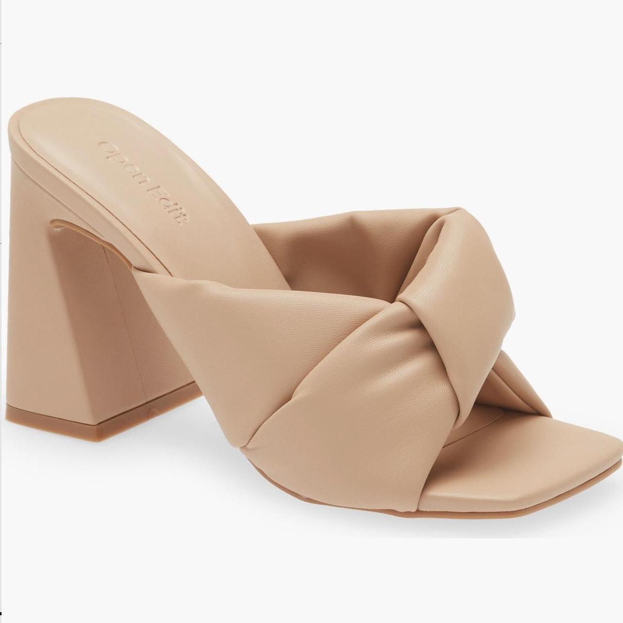item listed by monika626