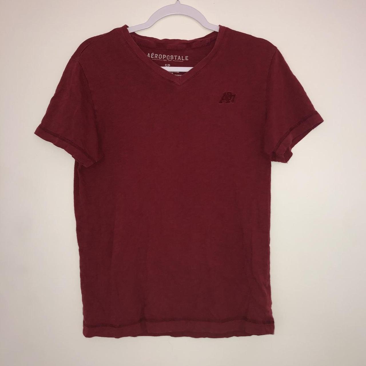 aeropostale maroon shirt