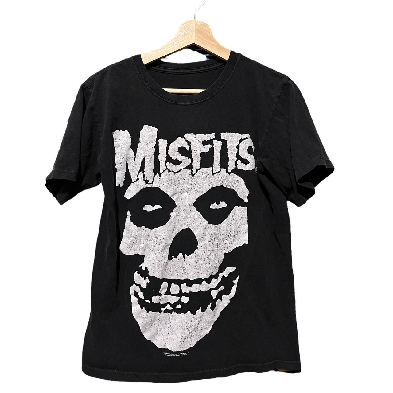 American Vintage Men's Black Tshirt Depop