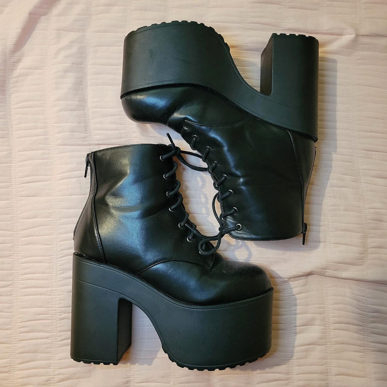 white platform boots dolls kill