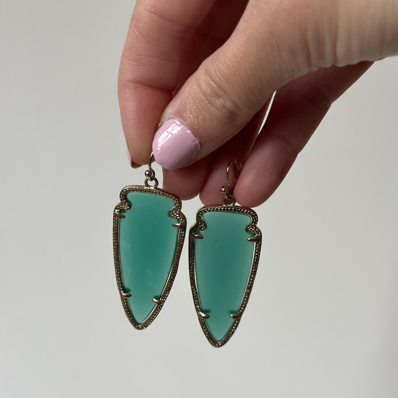 Classic kendra scott on sale earrings