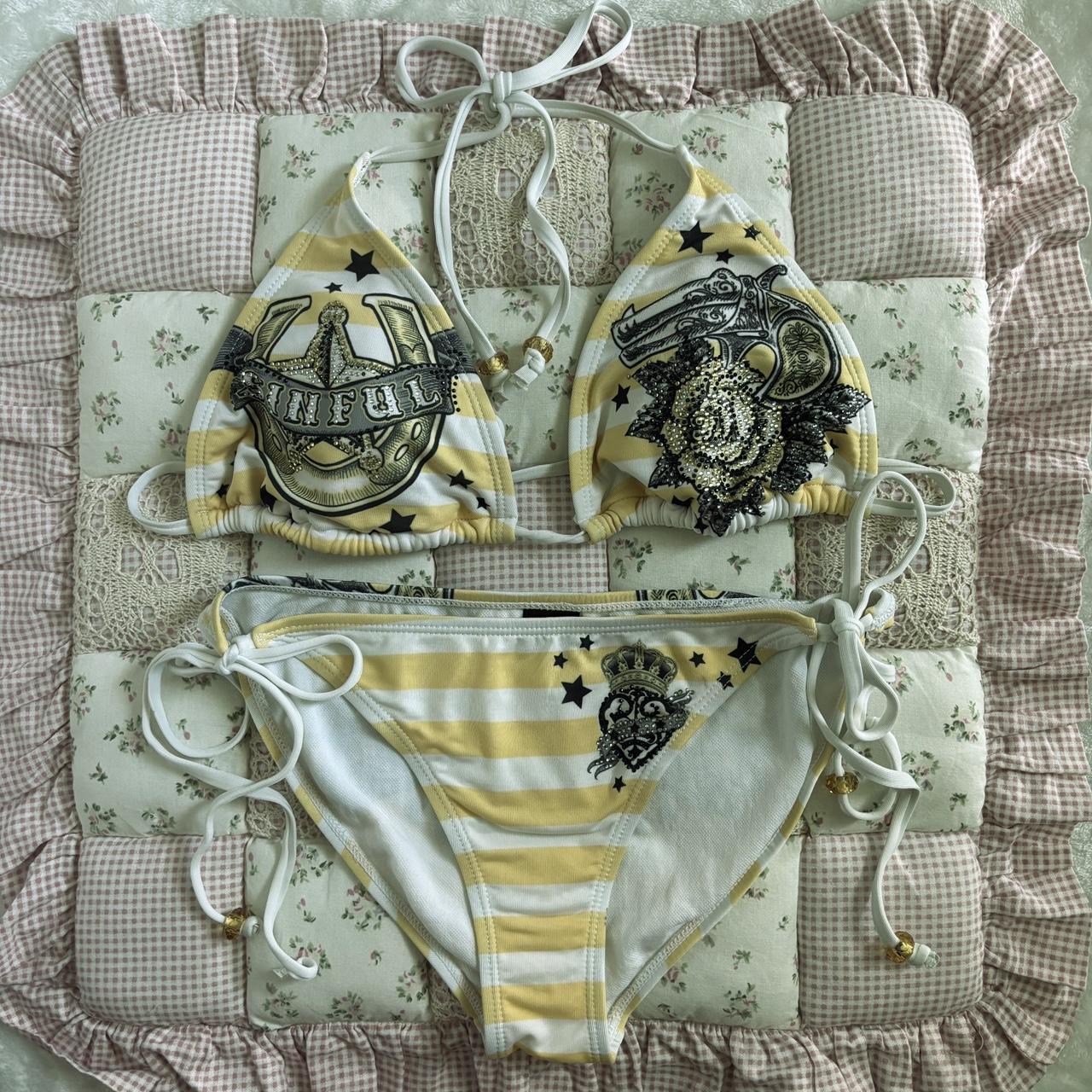 item listed by bunnystephyclothing
