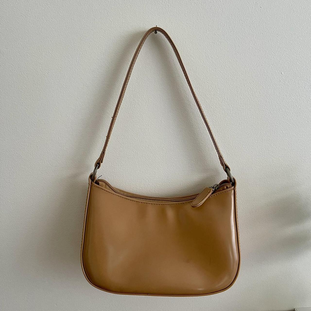 Tan shoulder bag! #shoulder #bag #tan #mini - Depop