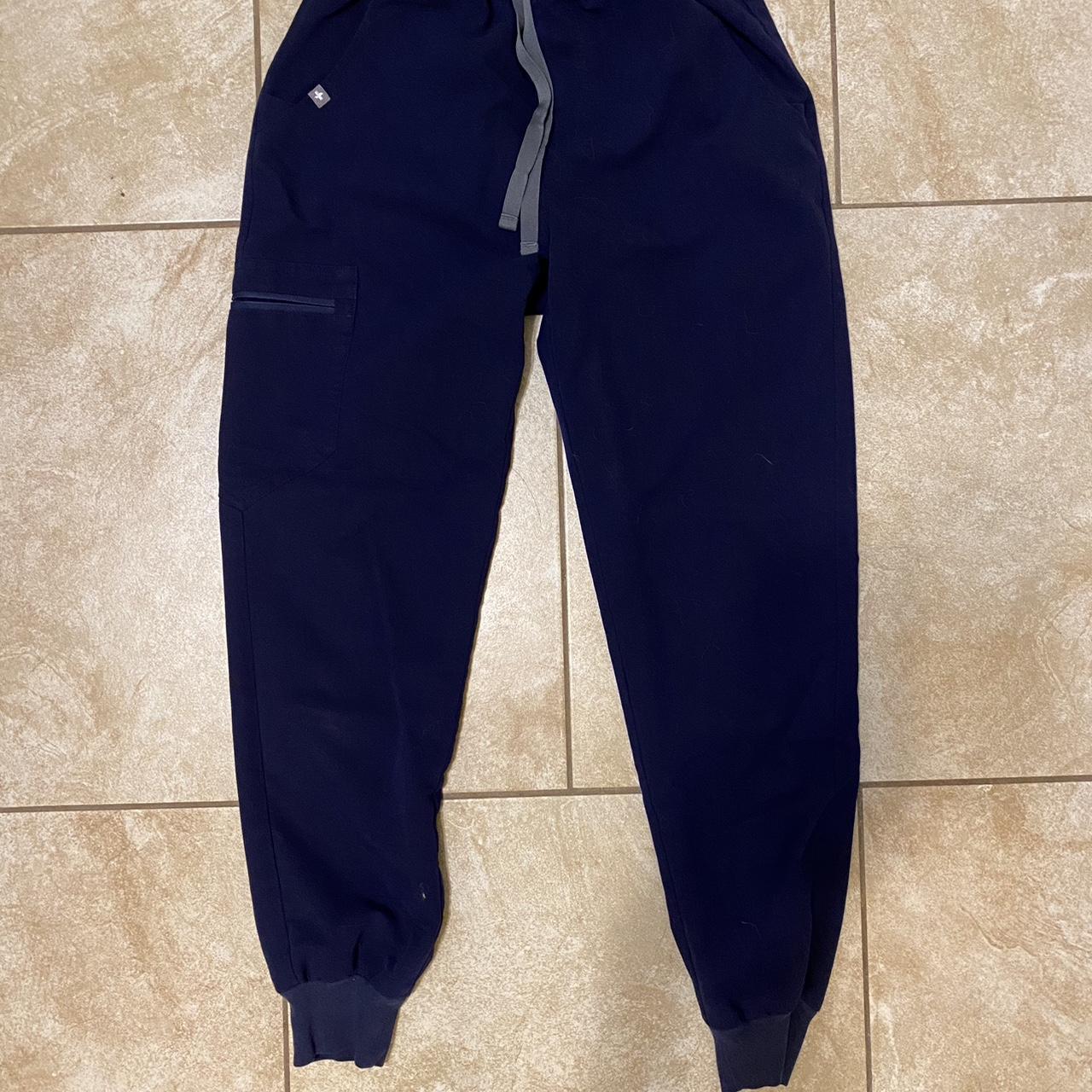 Figs scrubs Navy blue joggers X-small petite - Depop