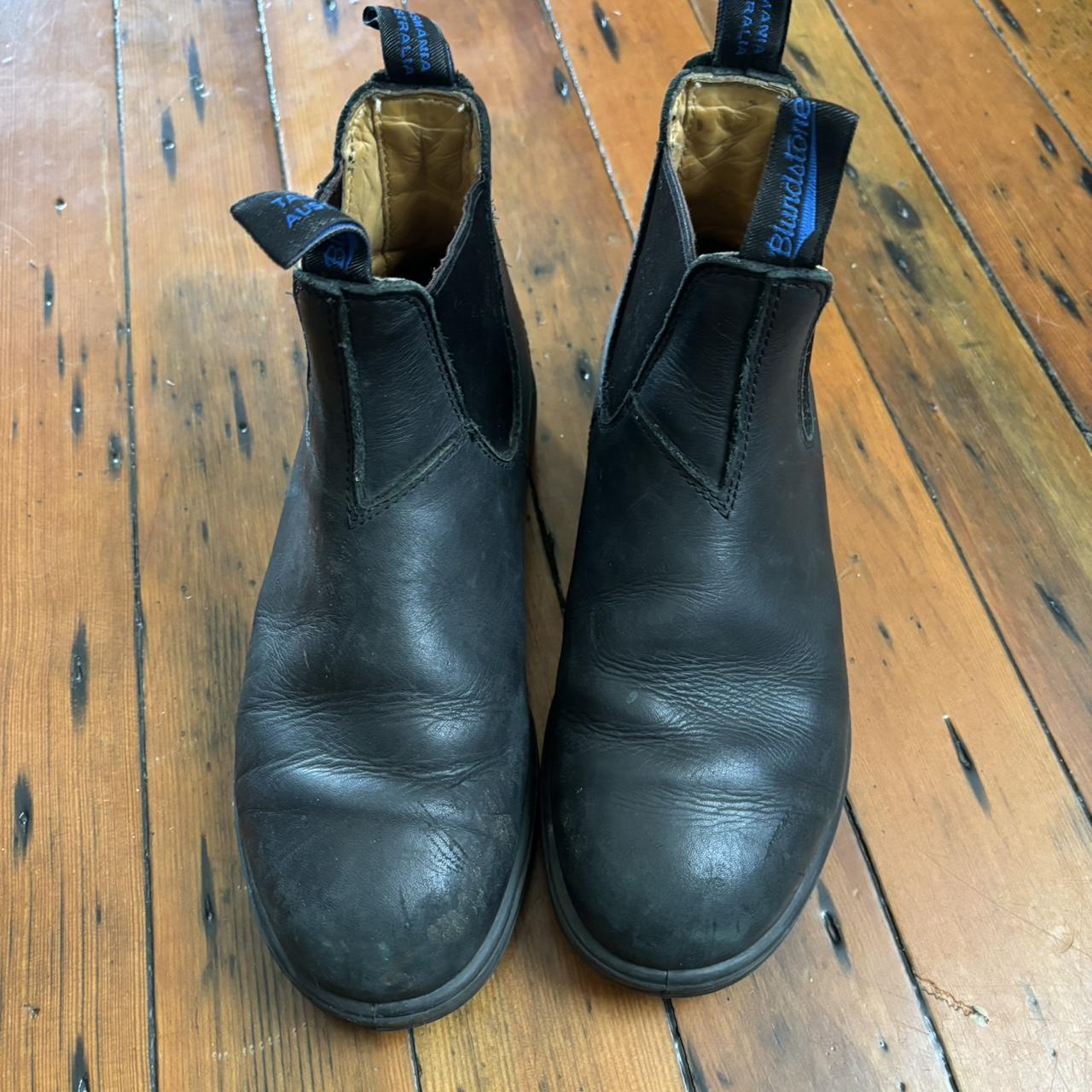 black wool line blundstone boots