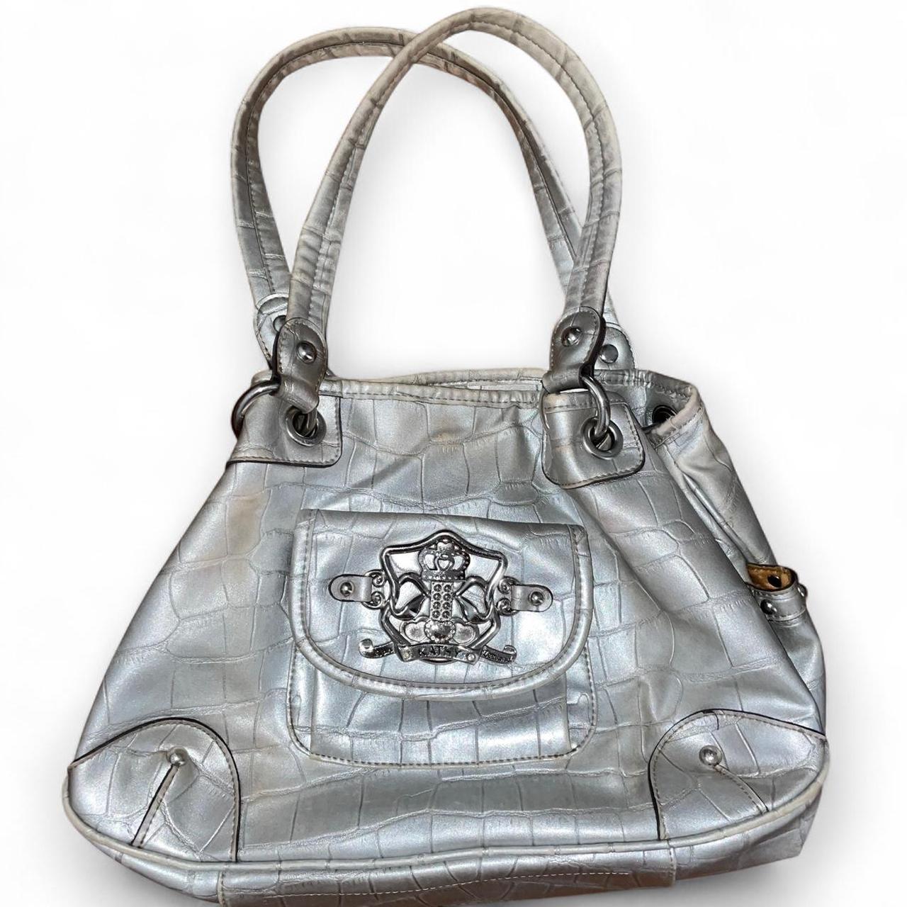 item listed by realdelia