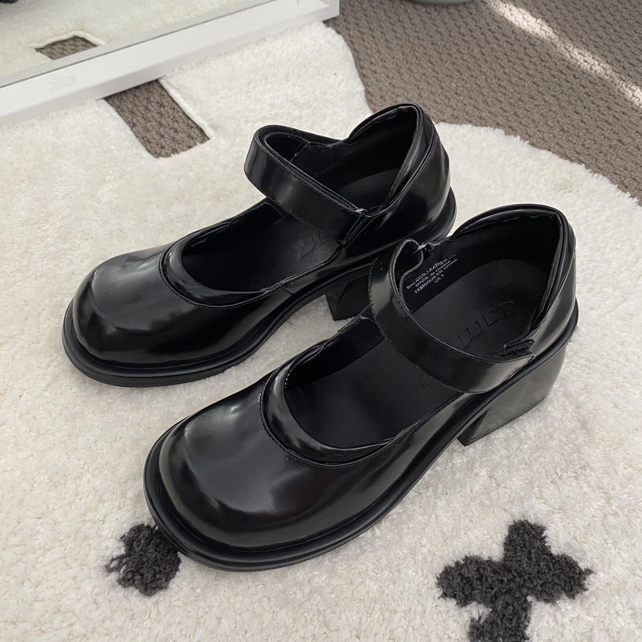 unif dot mary janes