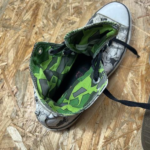 Gorillaz converse outlet camo