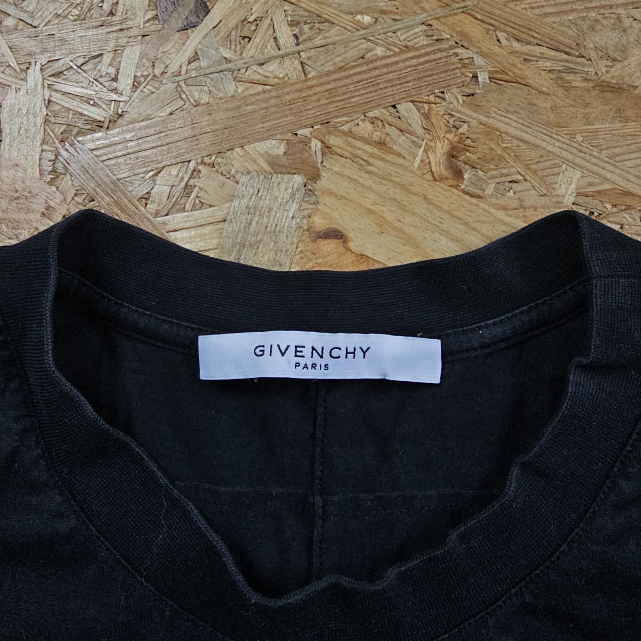 GIVENCHY PARIS T-SHIRT VINTAGE T-SHIRT ARCHIVE AVANT | Depop GIVENCHY PARIS T-SHIRT VINTAGE T-SHIRT ARCHIVE AVANT | Depop