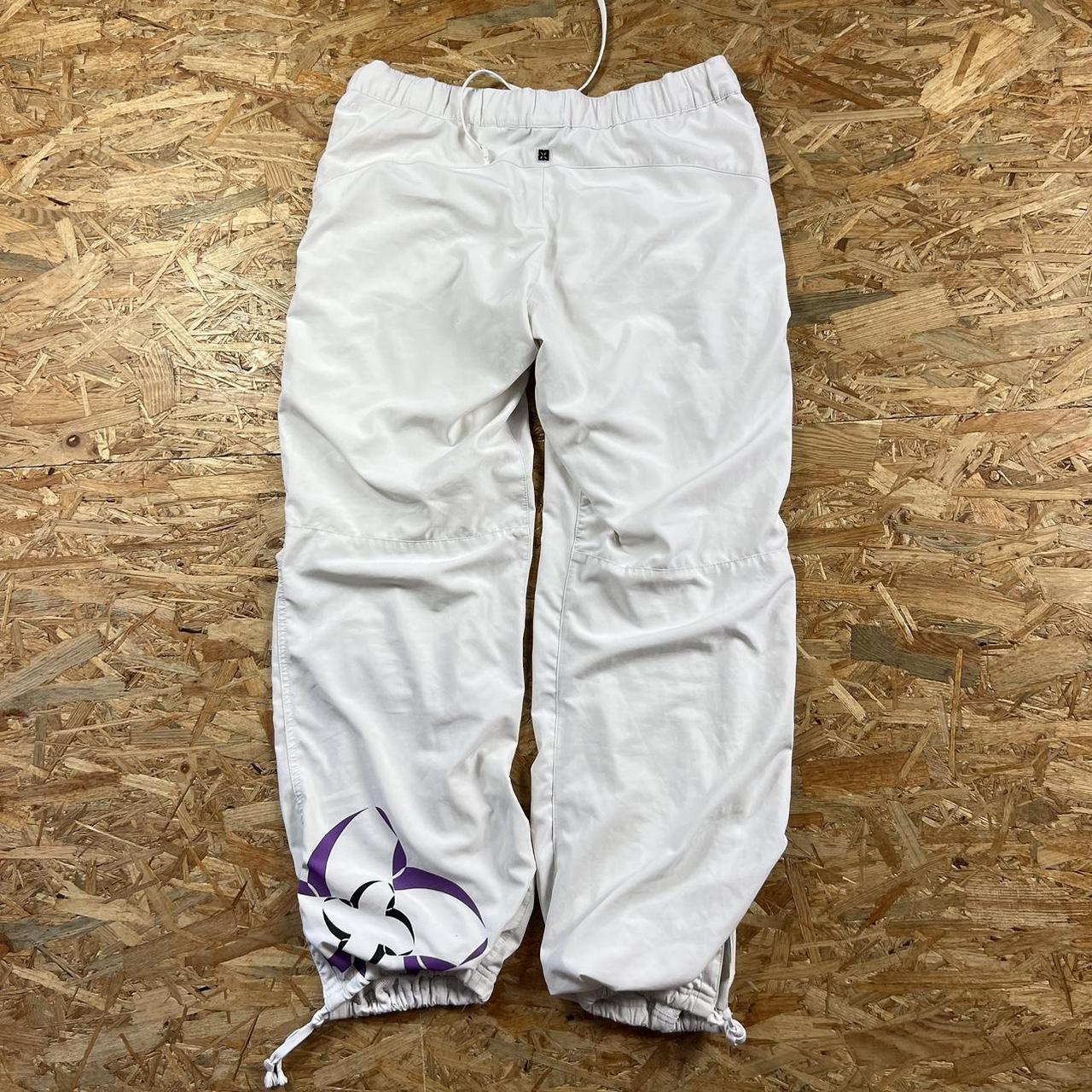 NIKE PARACHUTE M SWEATPANTS 2000S CYBER SHOX TN AIR | Depop NIKE PARACHUTE M SWEATPANTS 2000S CYBER SHOX TN AIR | Depop