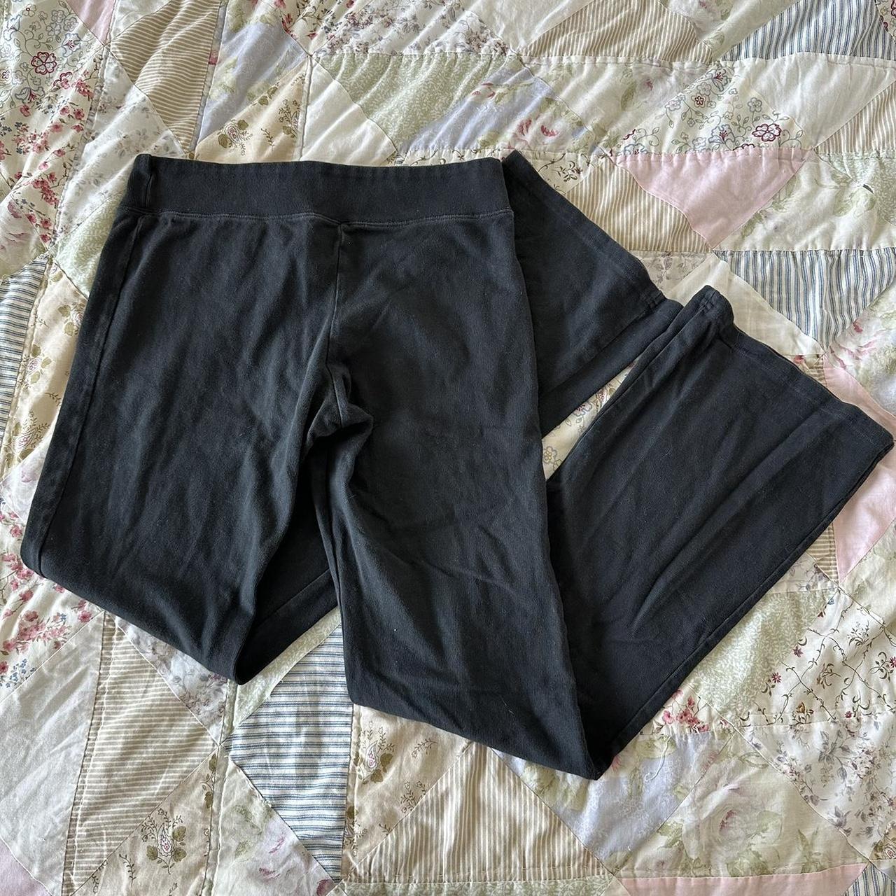 brandy yoga pants i think these are the hillary... - Depop