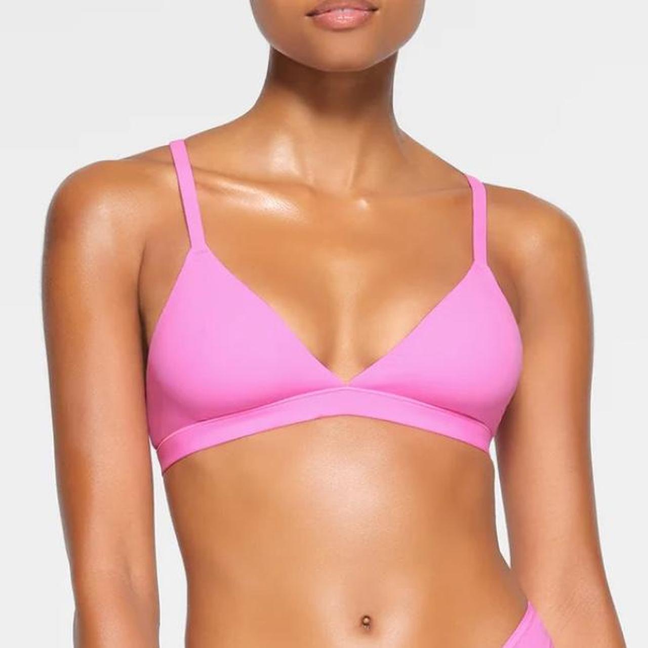 NWT Skims Fits Everybody Triangle Bralette Sz Medium in Neon hot Pink