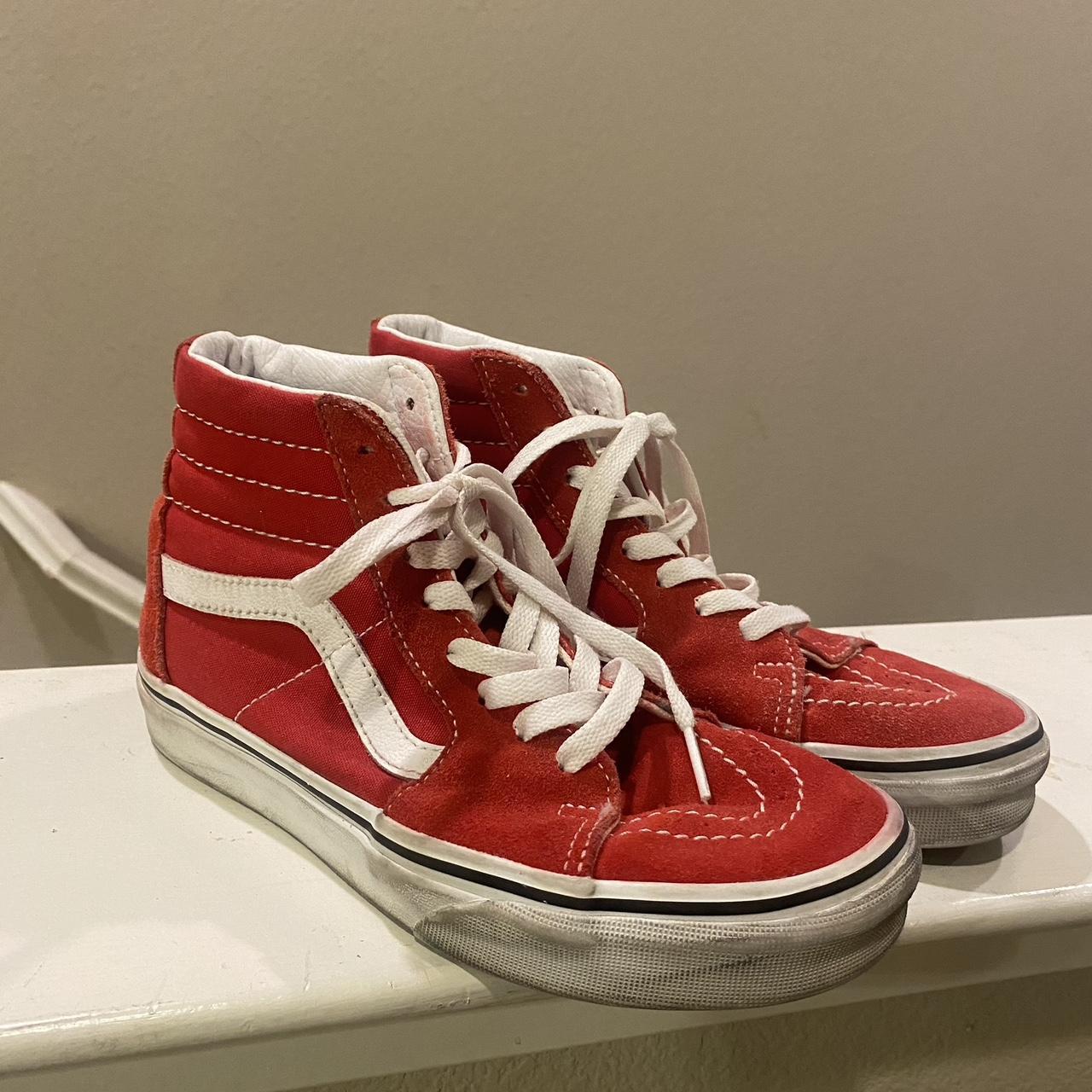 Vans high deals cut red