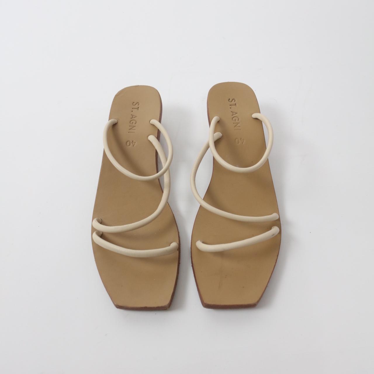 Women's Cream Sandals | Depop