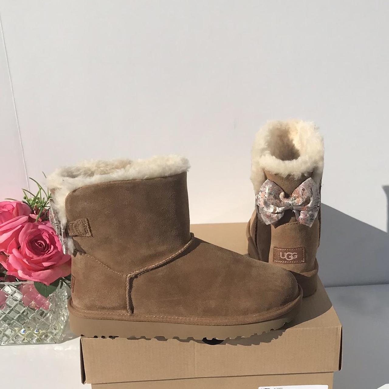 allegra bow ugg