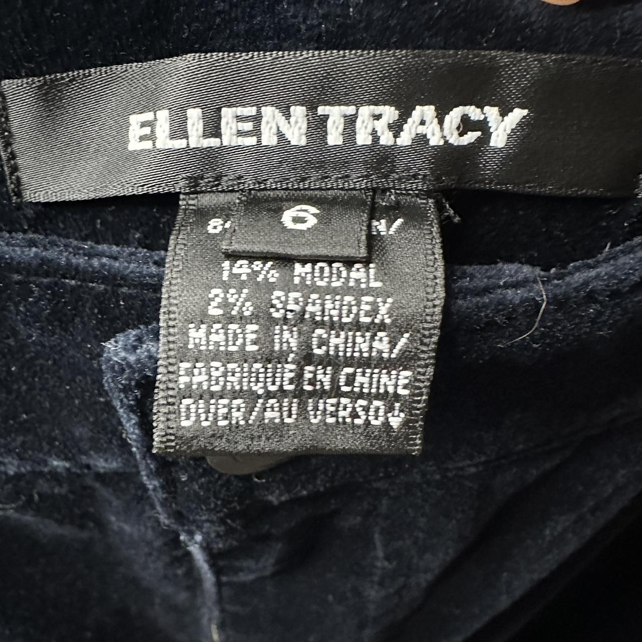 Ellen Tracy Women's Navy Trousers | Depop