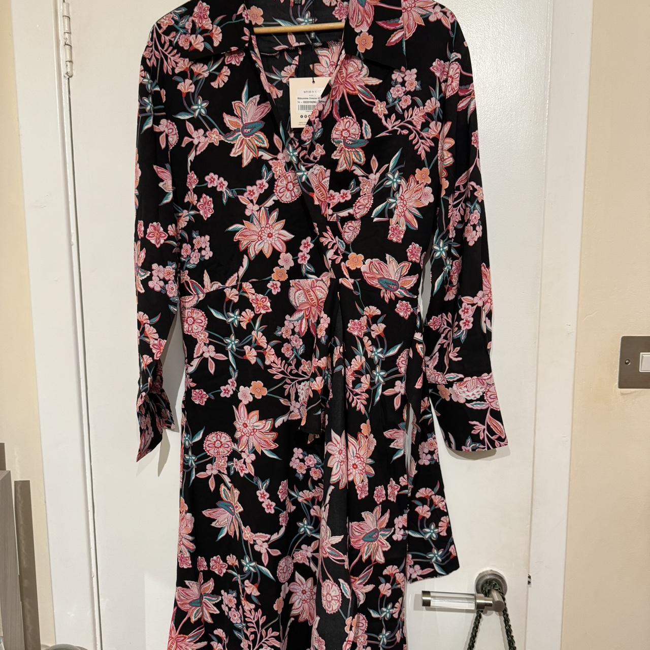 Pink Boutique floral midi dress Never been worn - Depop