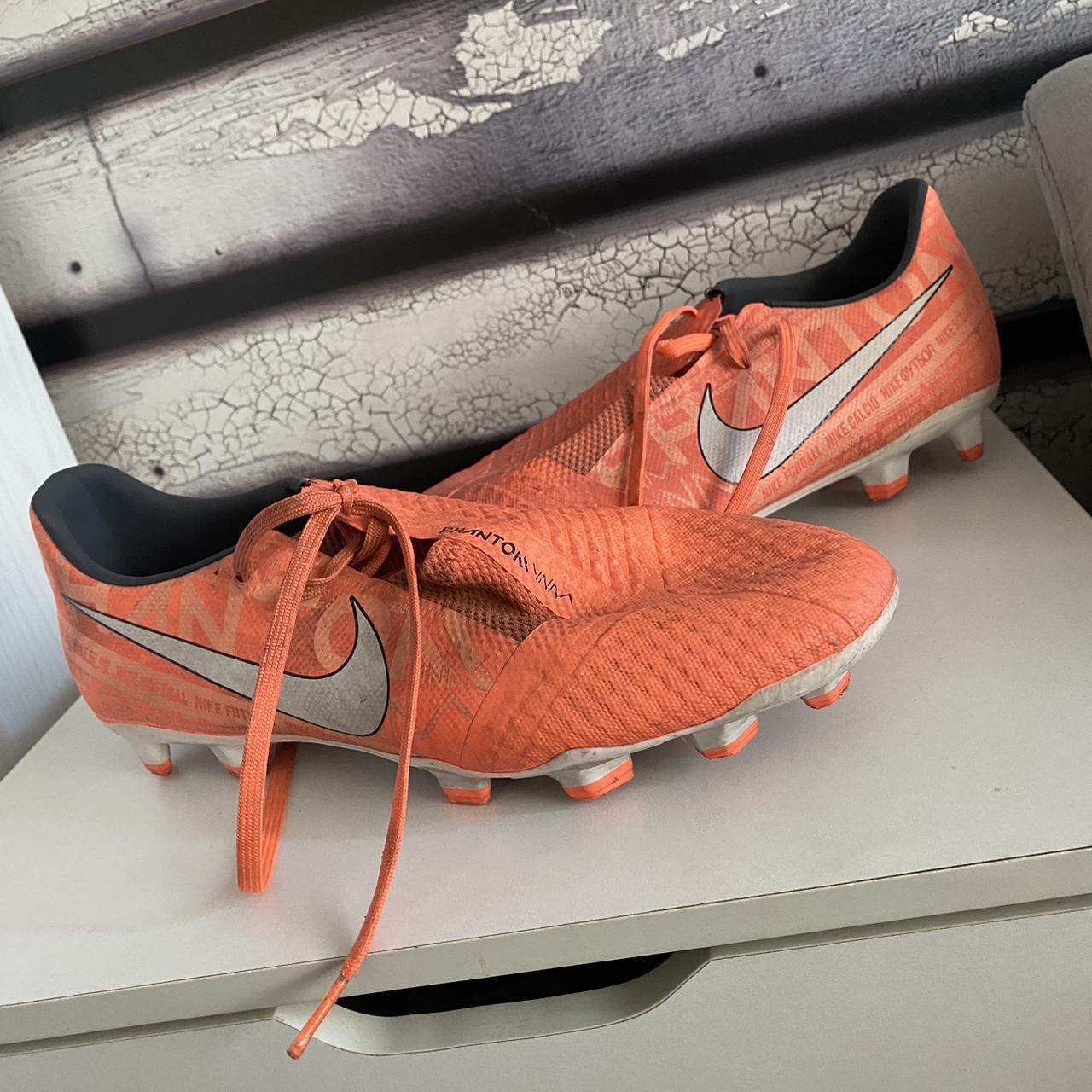 phantom vnm football boots