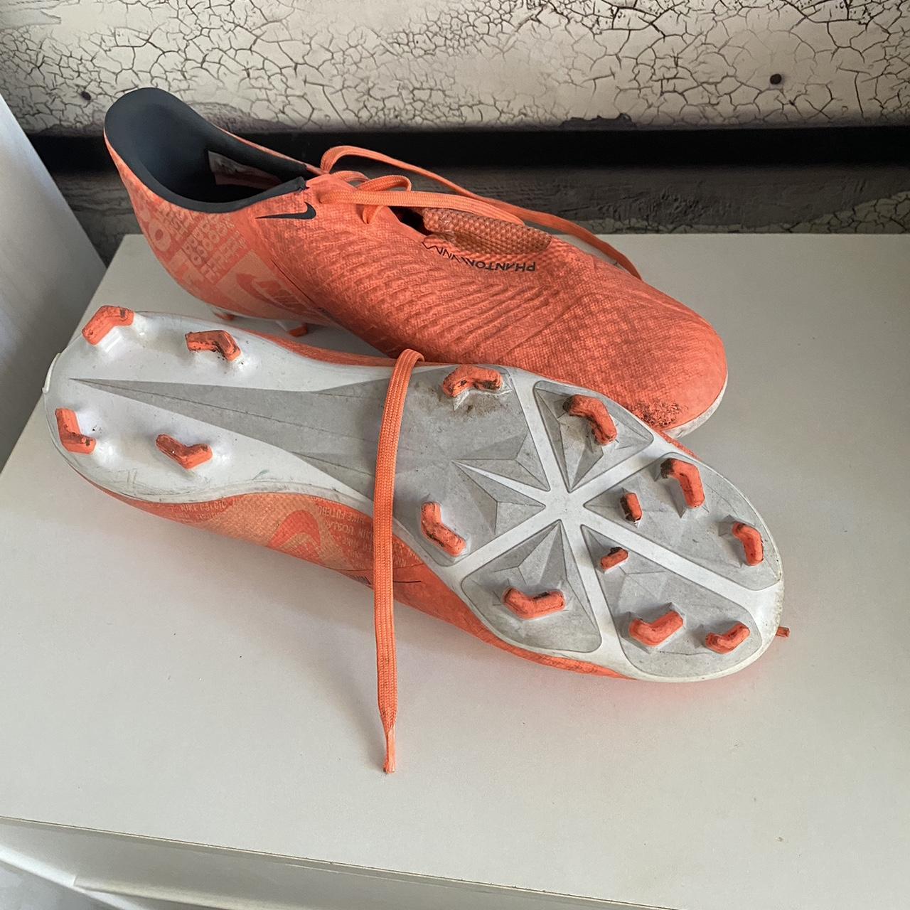 phantom vnm football boots