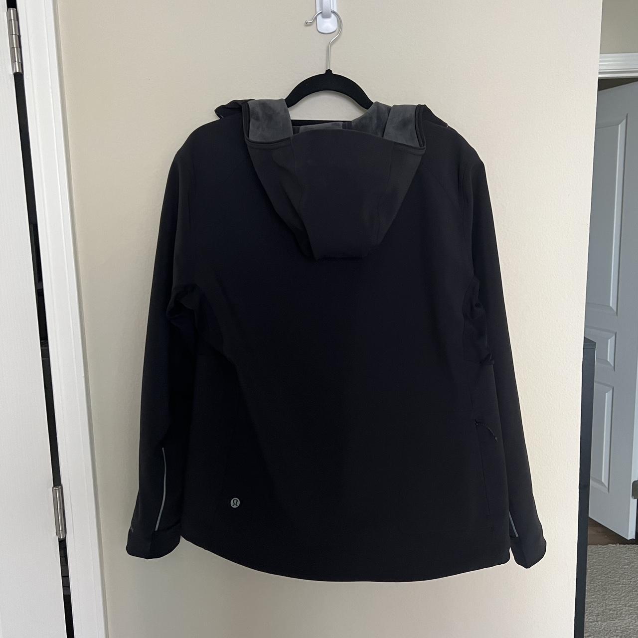 Lululemon Men's Black Jacket | Depop