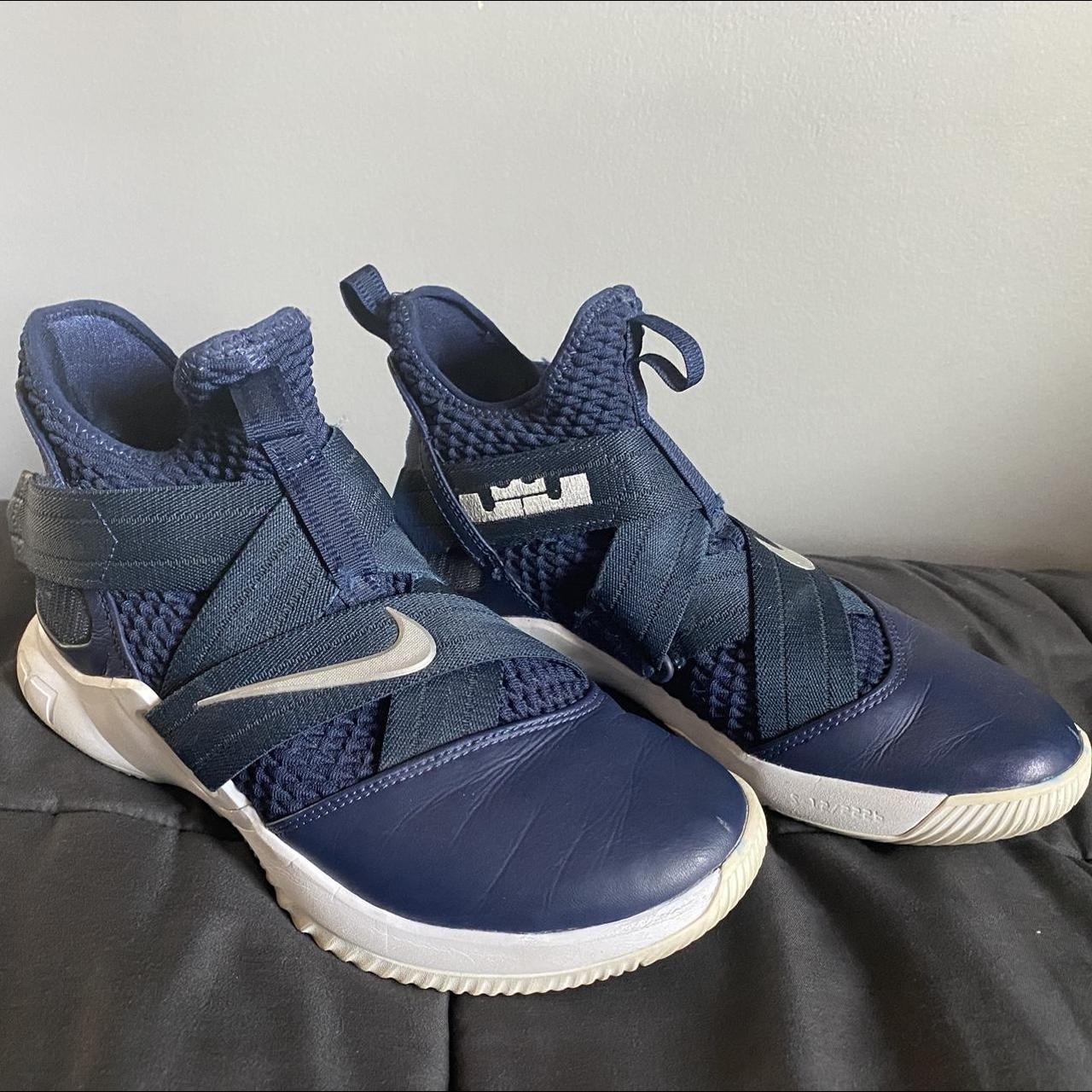 womens lebron soldier 12