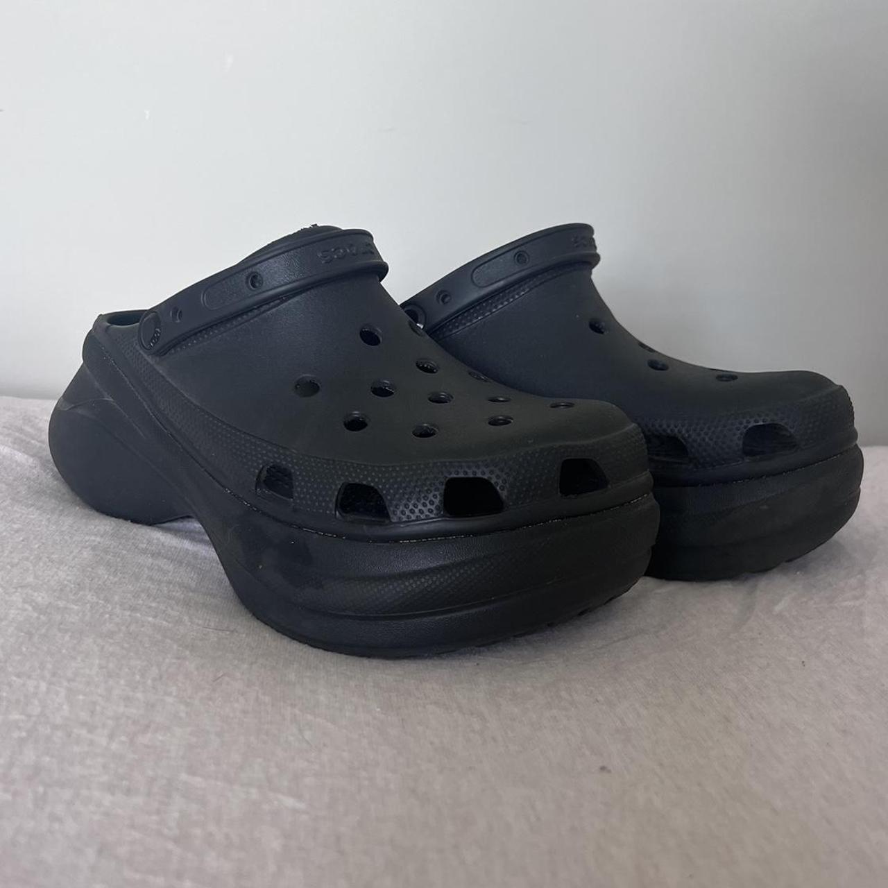 bae crocs size 9