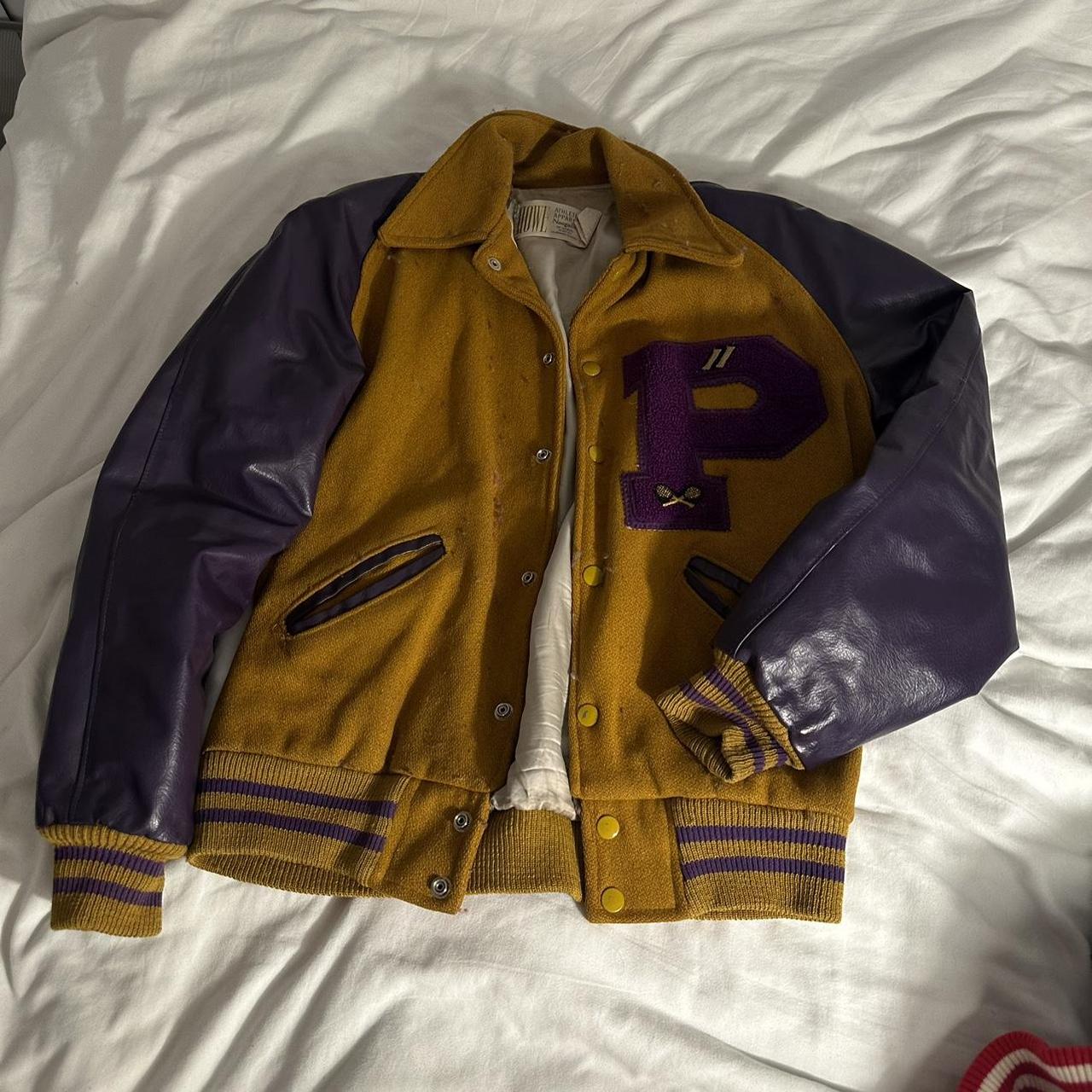 GORGEOUS VTG cheapest purple and gold windbreaker bomber